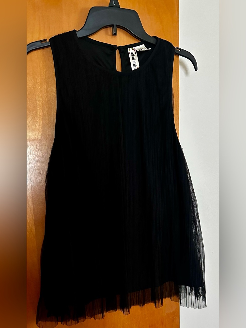 Mimi Chica Black Pleated Tunic Top with Floral Label